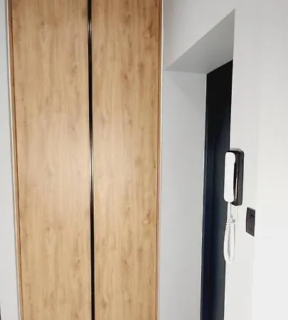 Apartment Central Ogarna 4 *