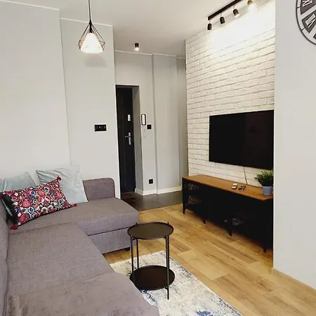 Central Ogarna 4 *